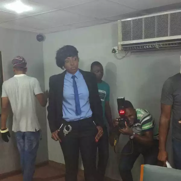 Kate Henshaw looks lovely in suit on set of new movie (Photos)